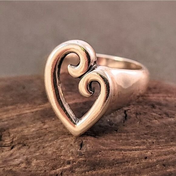 James Avery Mother's Love Heart Ring - Picture 4 of 11